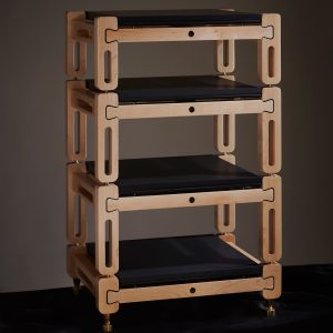 MW Stands – Cyntaf