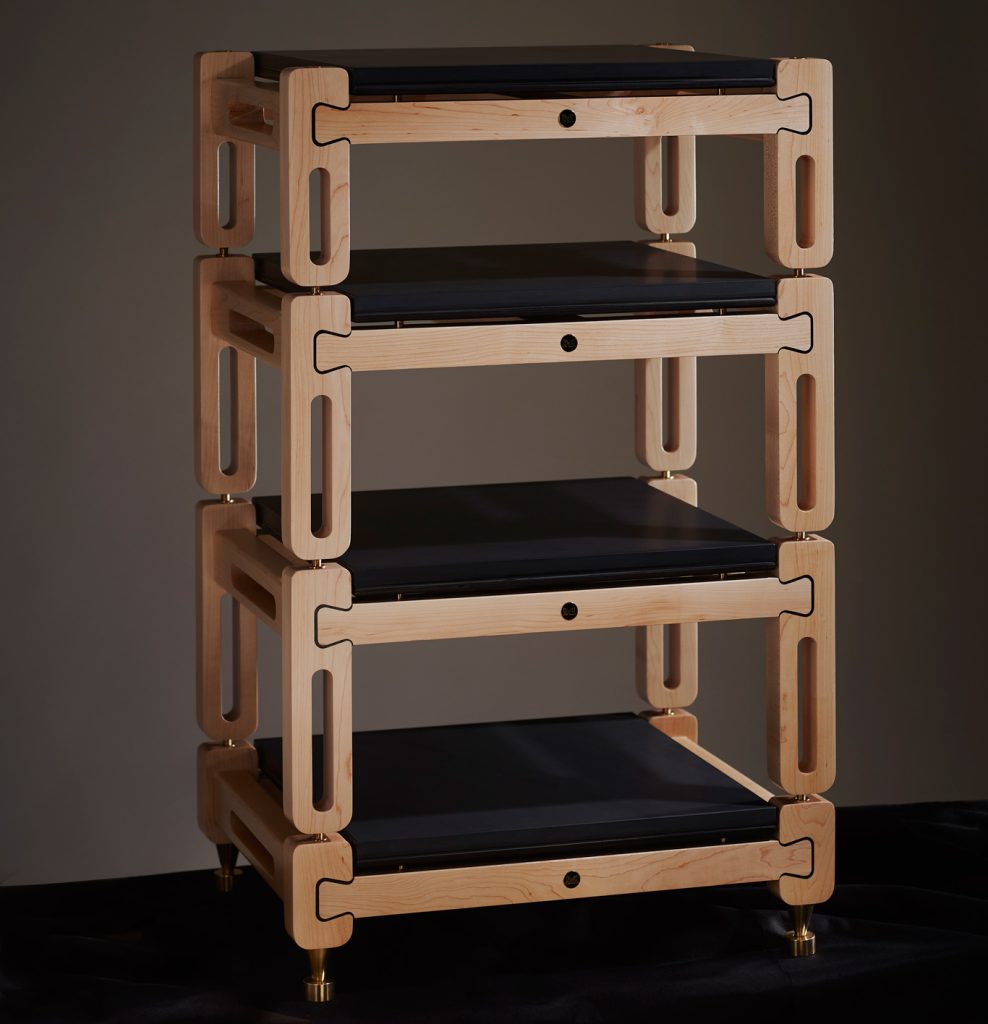 MW Stands – Cyntaf