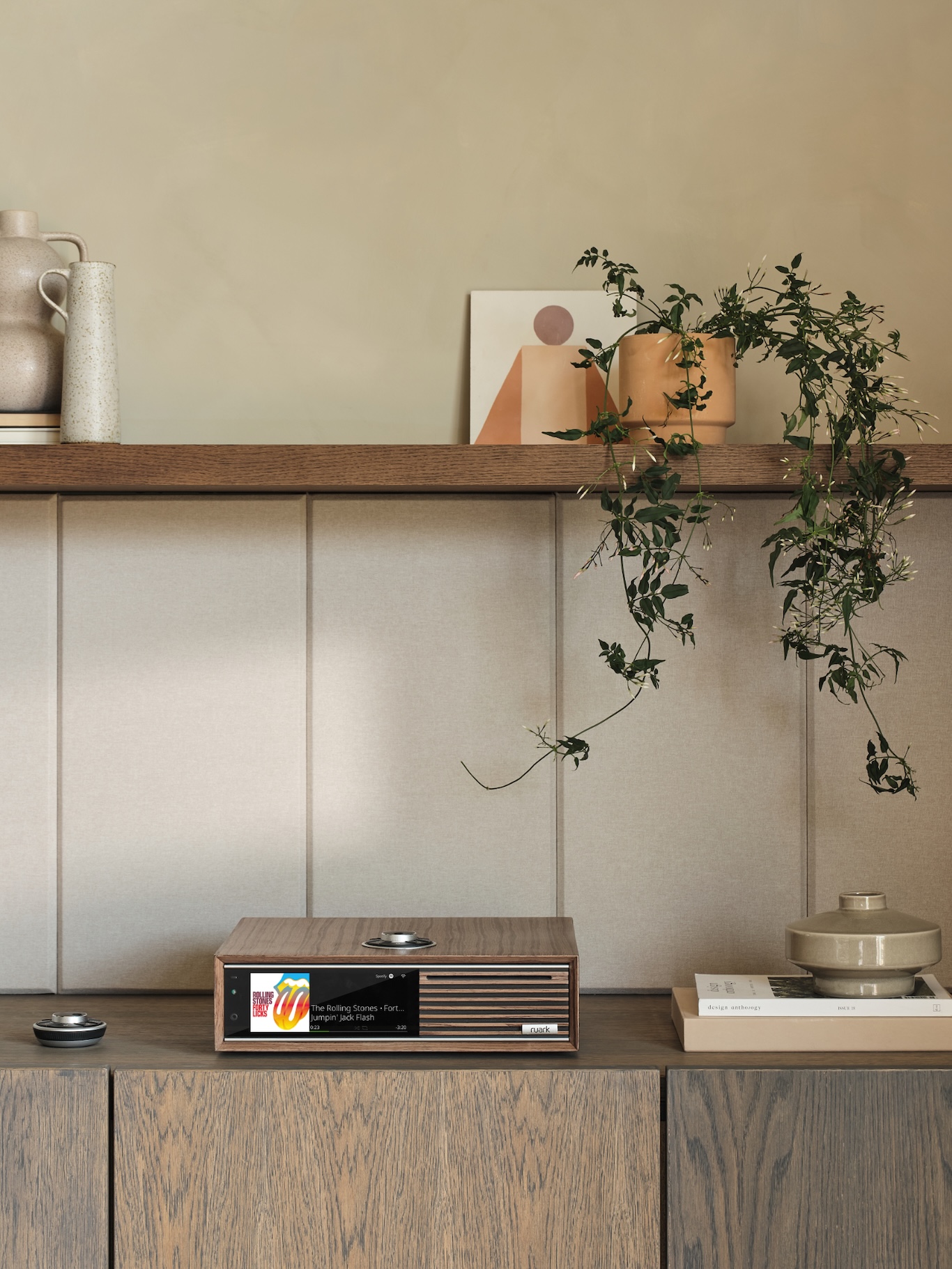 Ruark Audio R710 Lifestyle 2